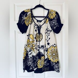 EUC | Karen Kane | Black/White/Yellow Floral Puff-Sleeve Blouse
